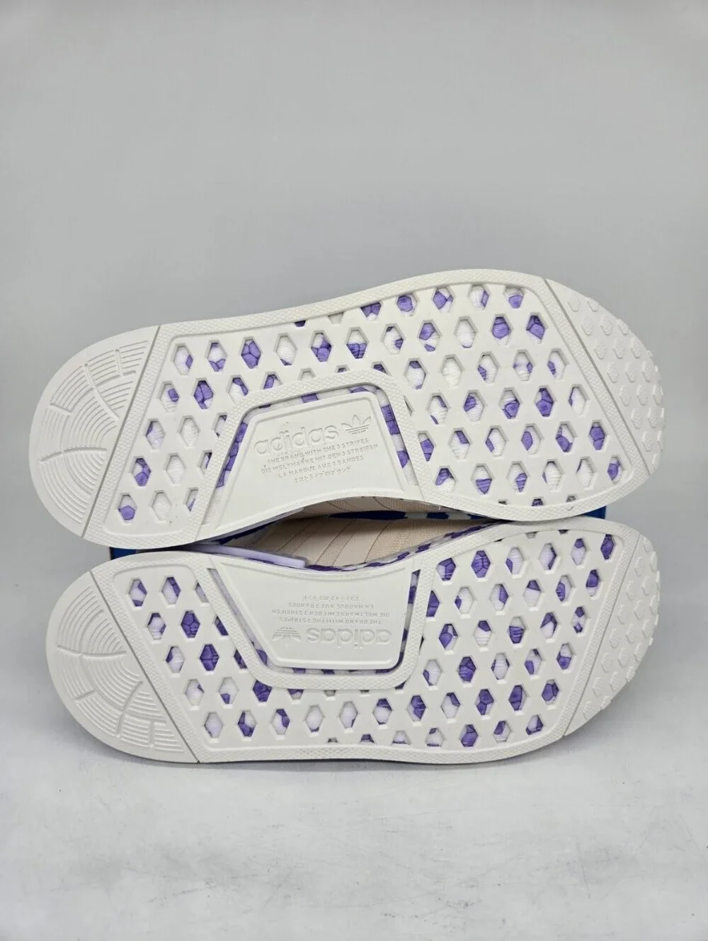 Adidas Women's NMD_R1 GW5694 Wonder White Purple Tint Shoes Size 8